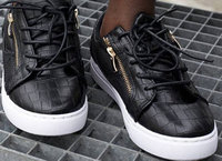 Zo houd je witte zolen wit! Zo houd je witte zolen wit!